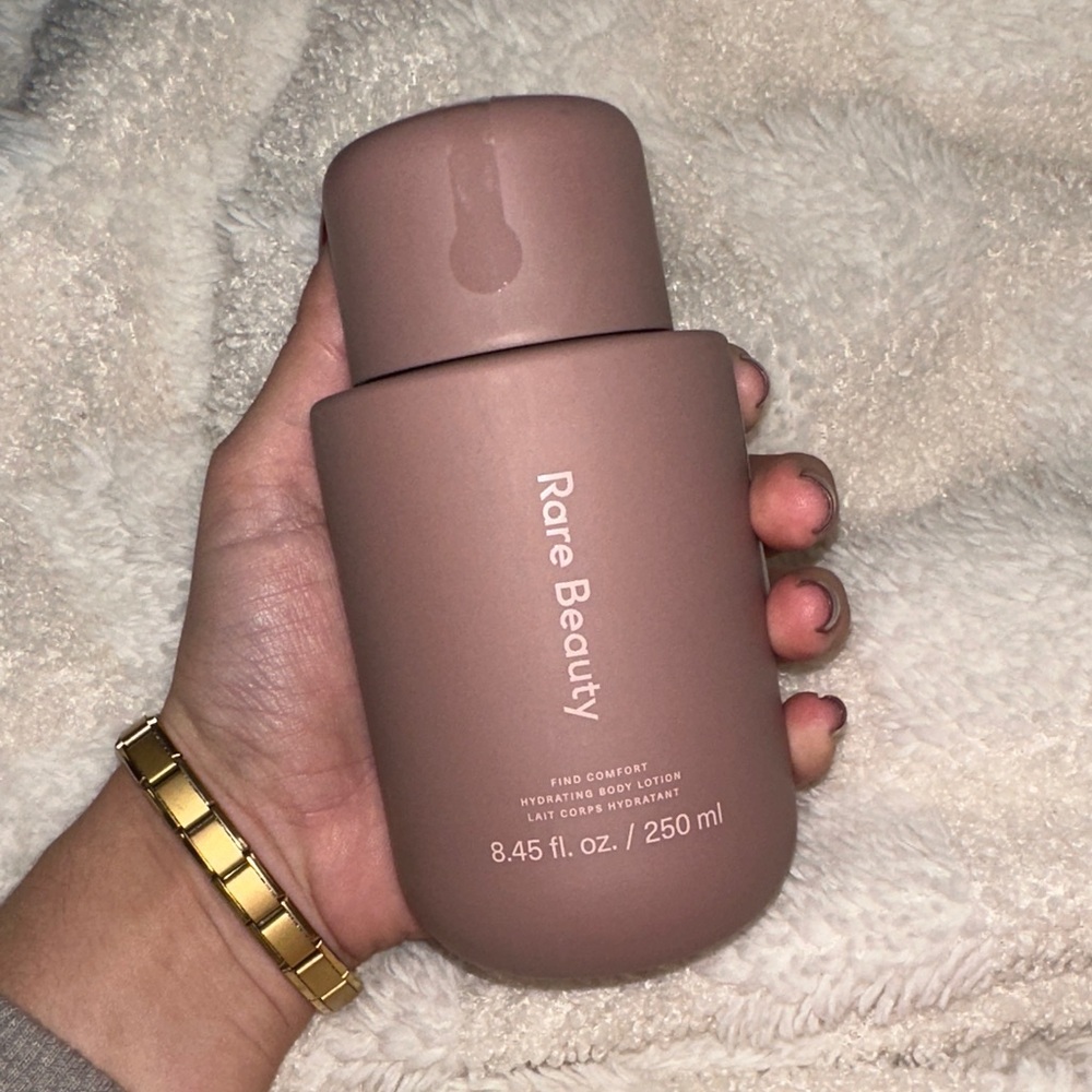 Rare Beauty Find Comfort Hydrating Body Lotion Full Size